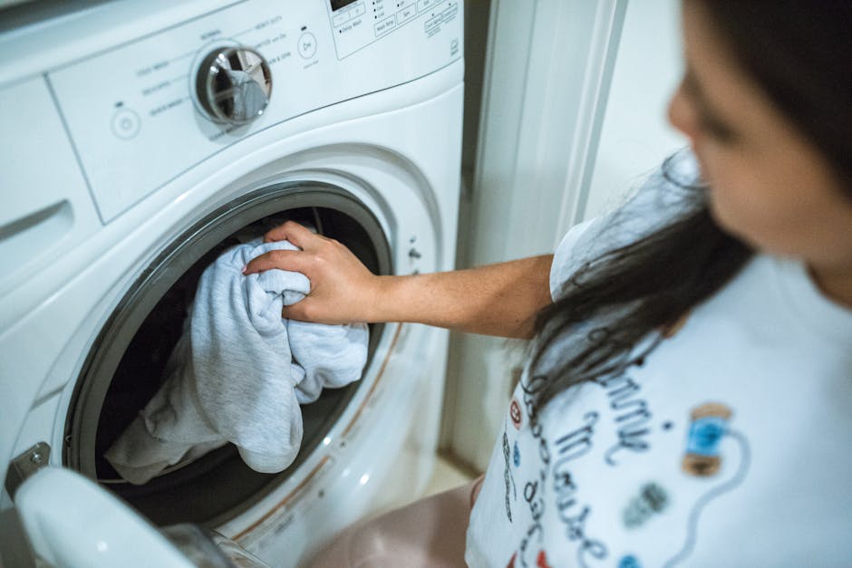 Lavage à la main délicat pour préserver les fibres du maillot